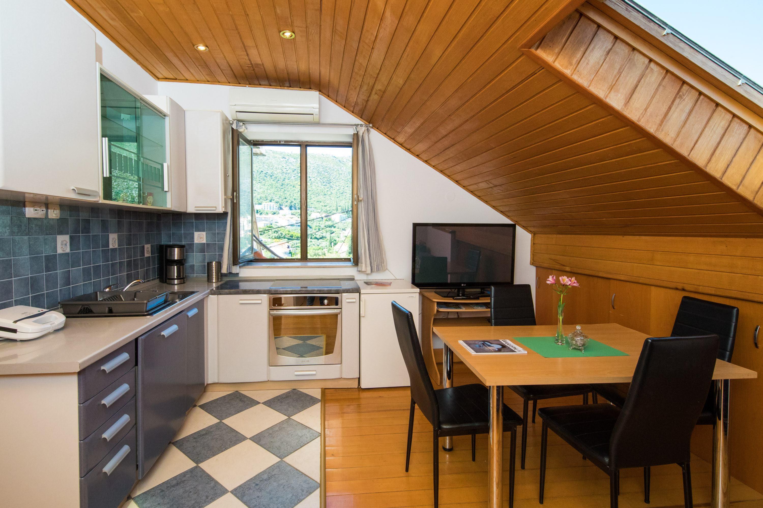 Guest House J&J Затон Екстериор снимка